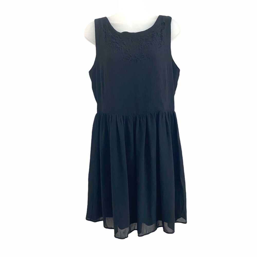 Sunday in Brooklyn Large Dress Sheath Sleeveless Black Lined Short Mini NWT FLAW